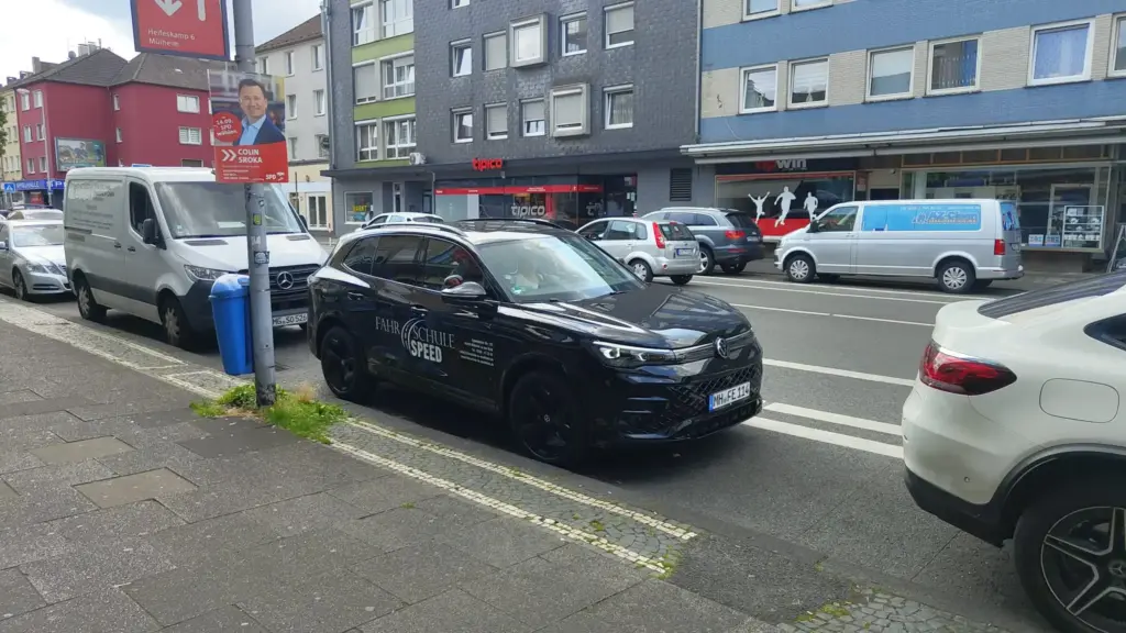 Fahrschule Speed Ausbildungsfahrzeug in Velbert
